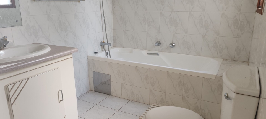 2 Bedroom Property for Sale in Key West North West